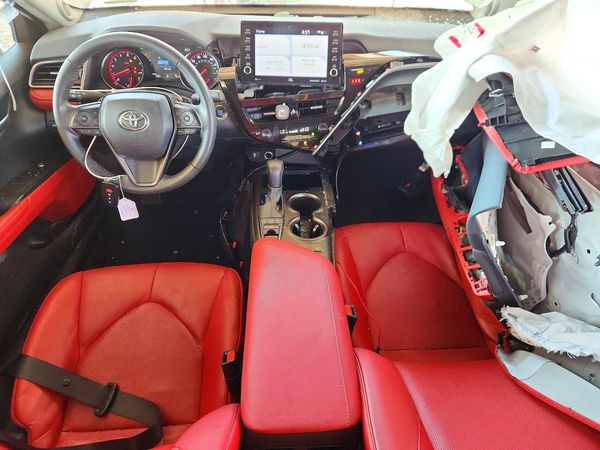 2024 TOYOTA CAMRY XSE