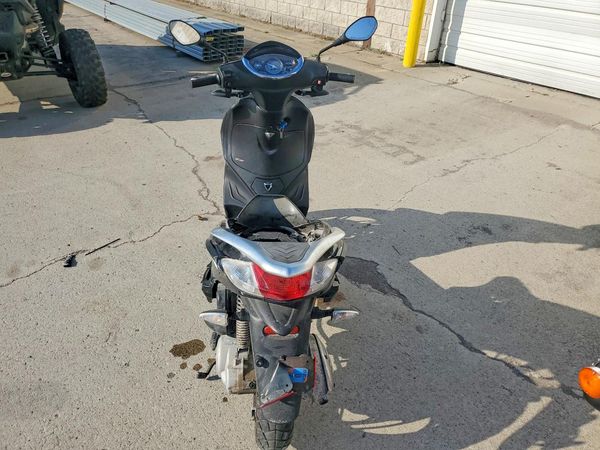 2014 PIAGGIO FLY