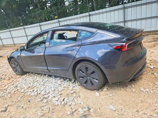 2026 TESLA MODEL 3