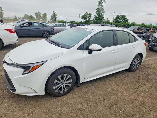 2024 TOYOTA COROLLA — Front 3/4