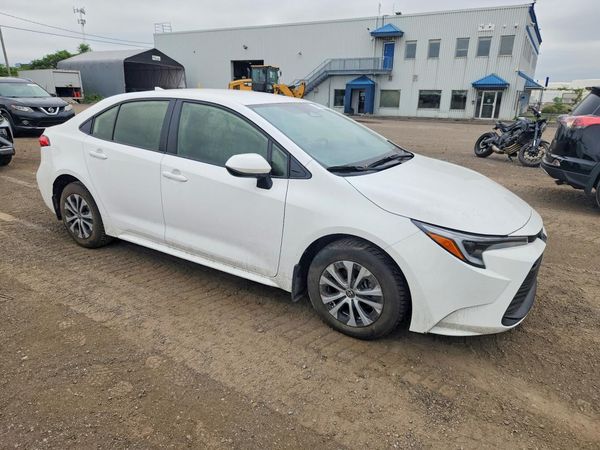 2024 TOYOTA COROLLA — Passenger 3/4
