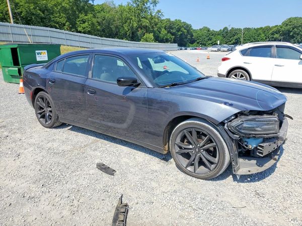 2018 DODGE CHARGER SXT