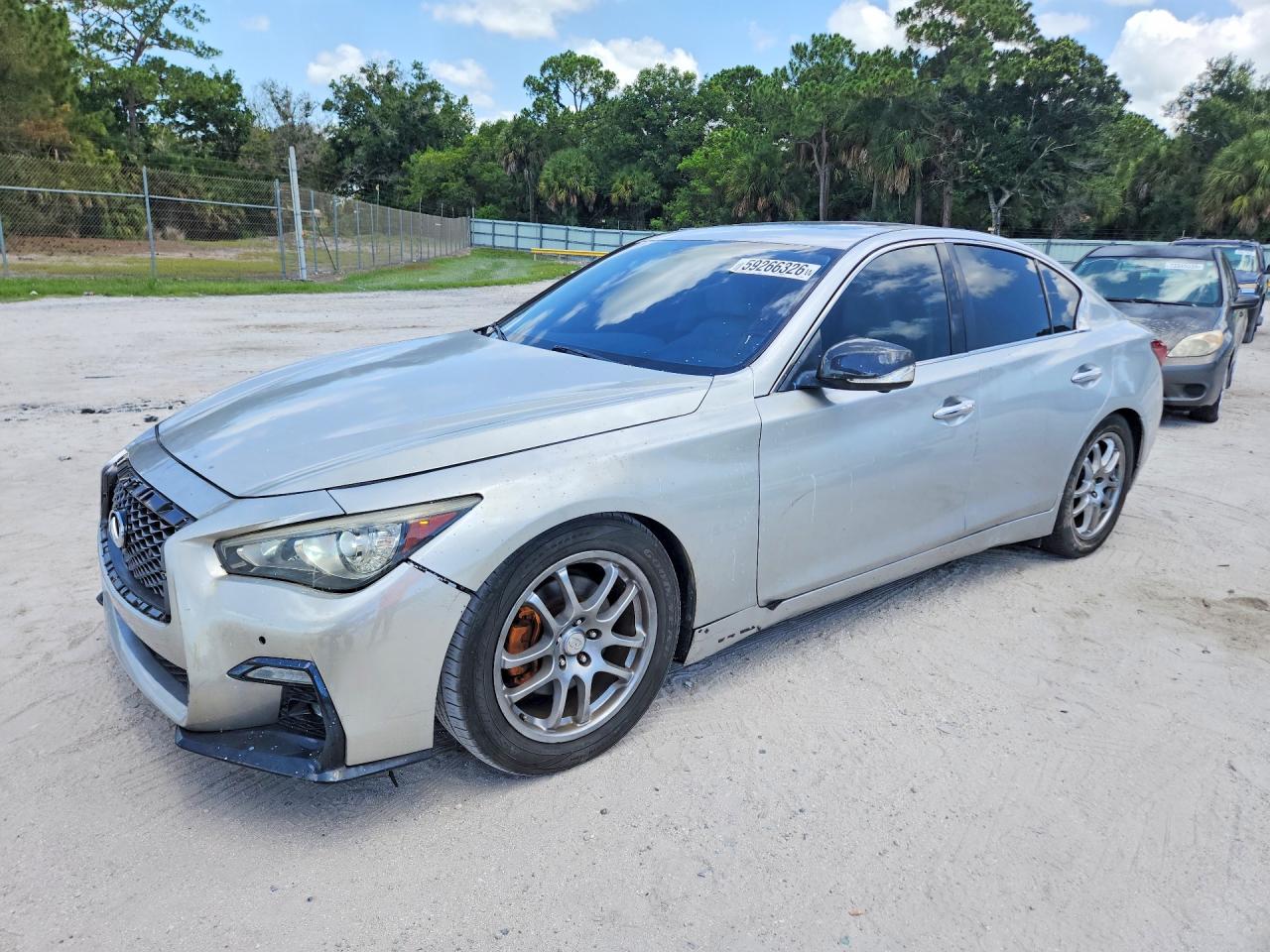 2017 INFINITI Q50