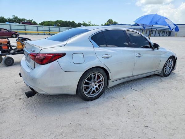 2017 INFINITI Q50