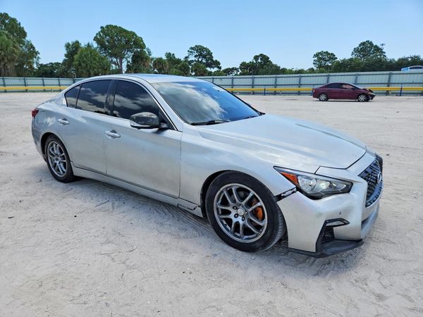 2017 INFINITI Q50