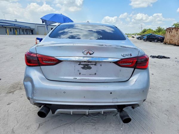 2017 INFINITI Q50