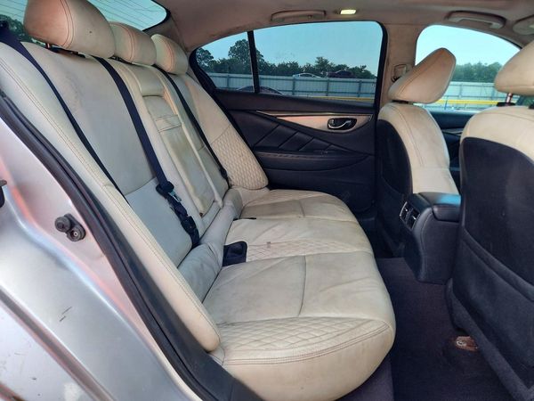 2017 INFINITI Q50