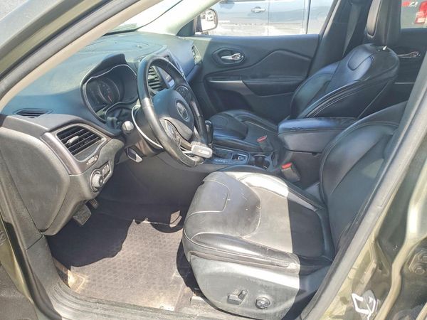 2019 JEEP CHEROKEE LATITUDE PLUS 4X4