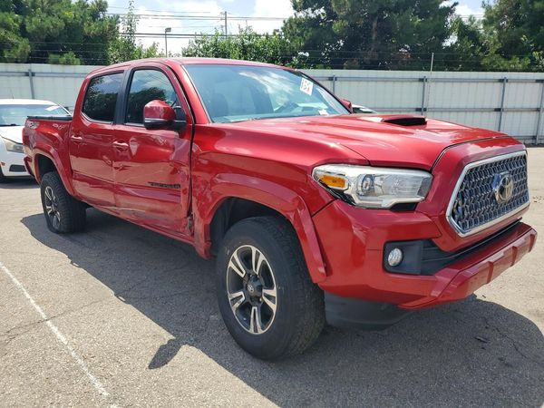 2019 TOYOTA TACOMA SR5