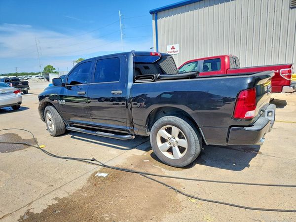 2015 RAM 1500 ST