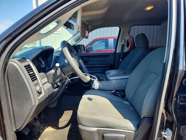 2015 RAM 1500 ST