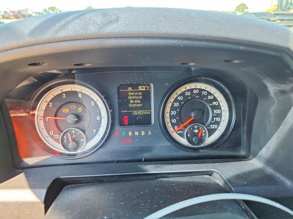 2015 RAM 1500 ST