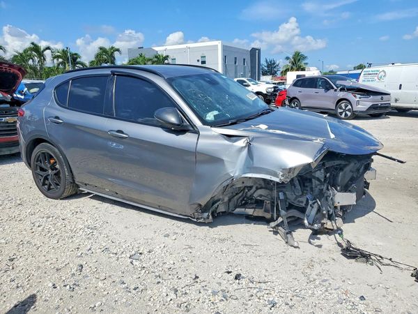 2020 ALFA ROMEO STELVIO RWD