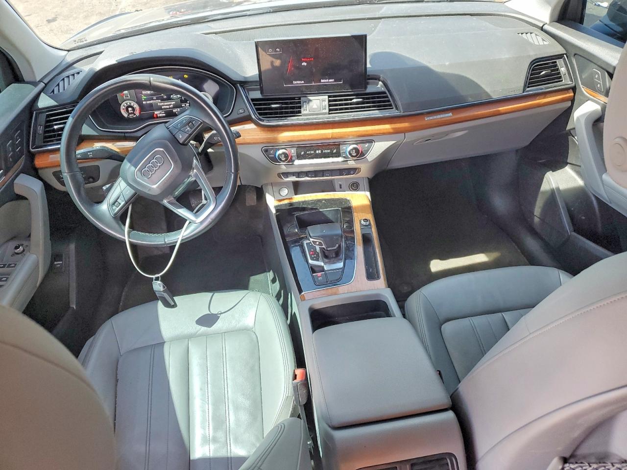 2021 AUDI Q5 quattro Premium Plus