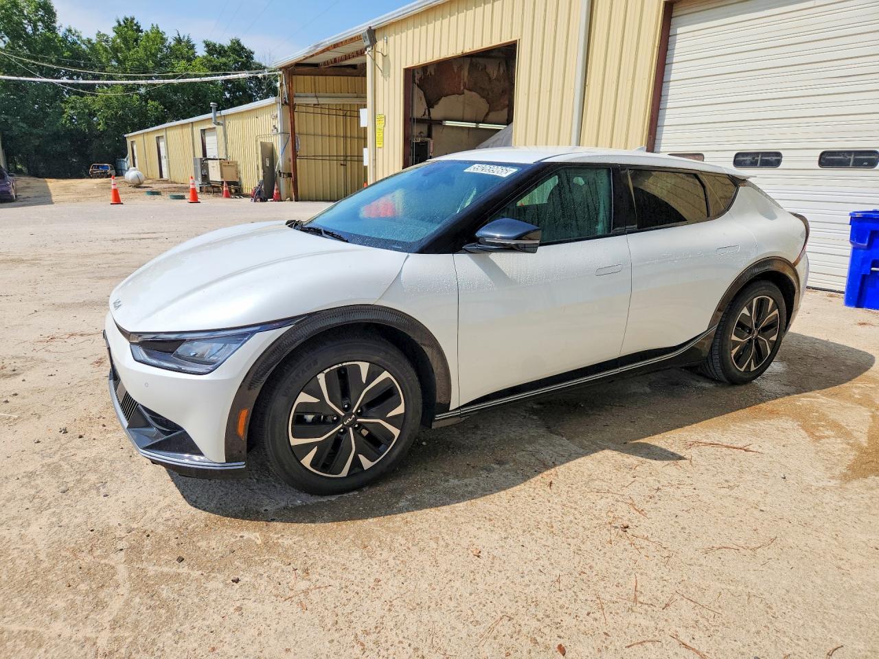 2024 KIA EV6 Light, Wind