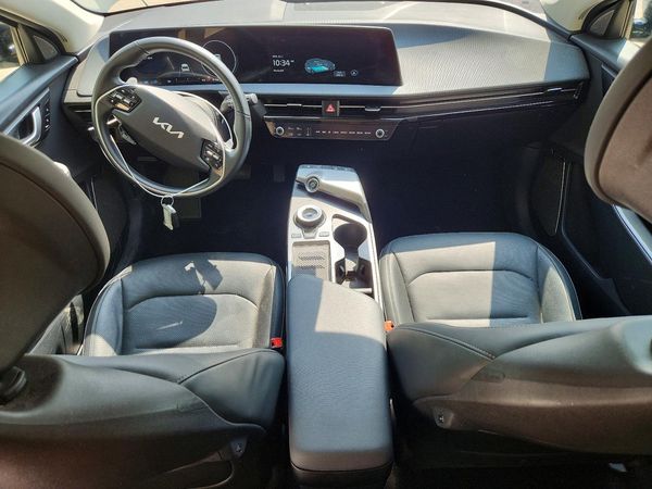 2024 KIA EV6 Light, Wind