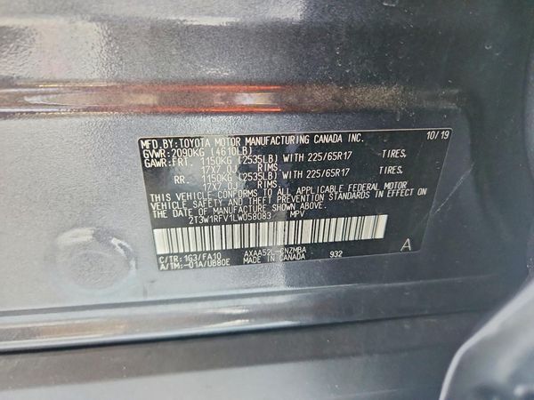 2020 TOYOTA RAV4 XLE