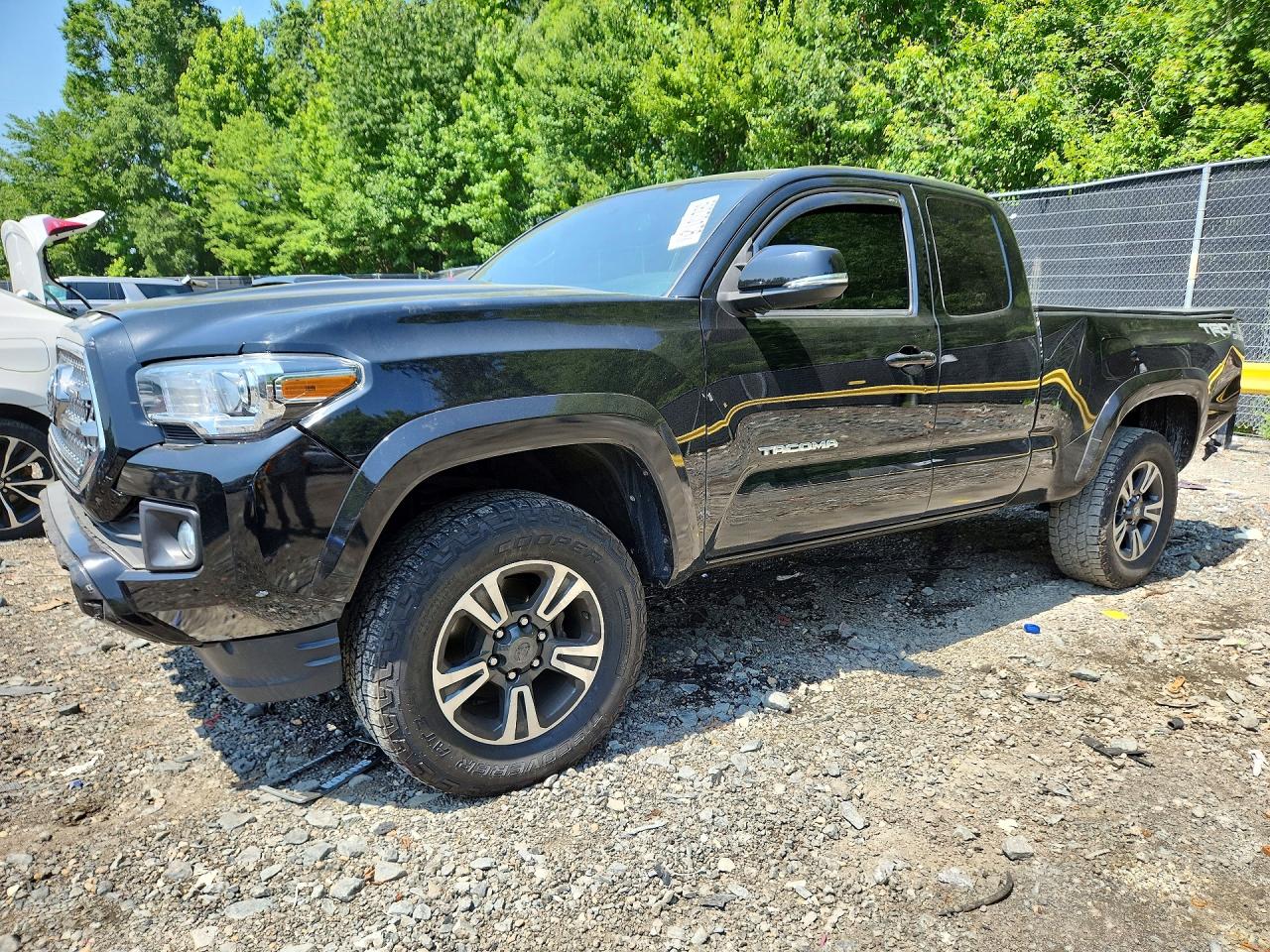 2016 TOYOTA TACOMA