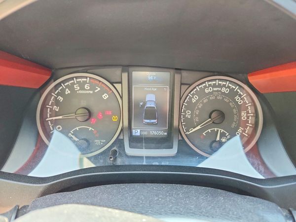 2016 TOYOTA TACOMA