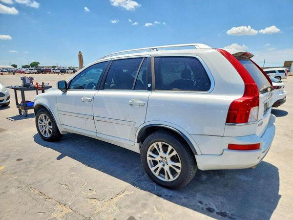 2013 VOLVO XC90