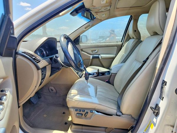 2013 VOLVO XC90