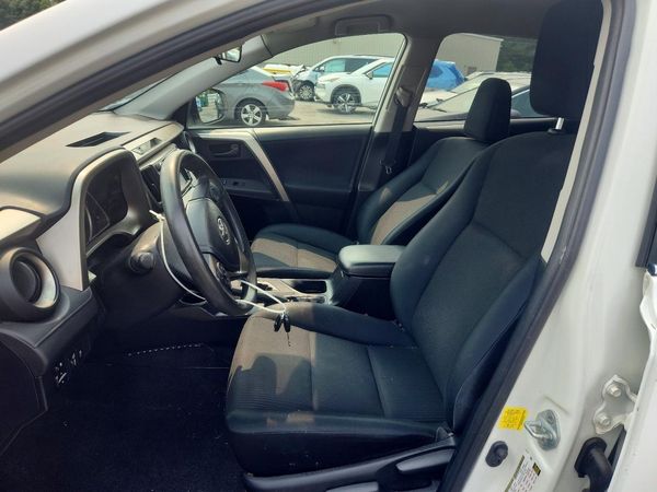 2015 TOYOTA RAV4 LE (X Grade)