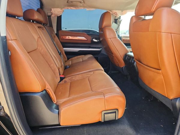 2015 TOYOTA TUNDRA Platinum Grade