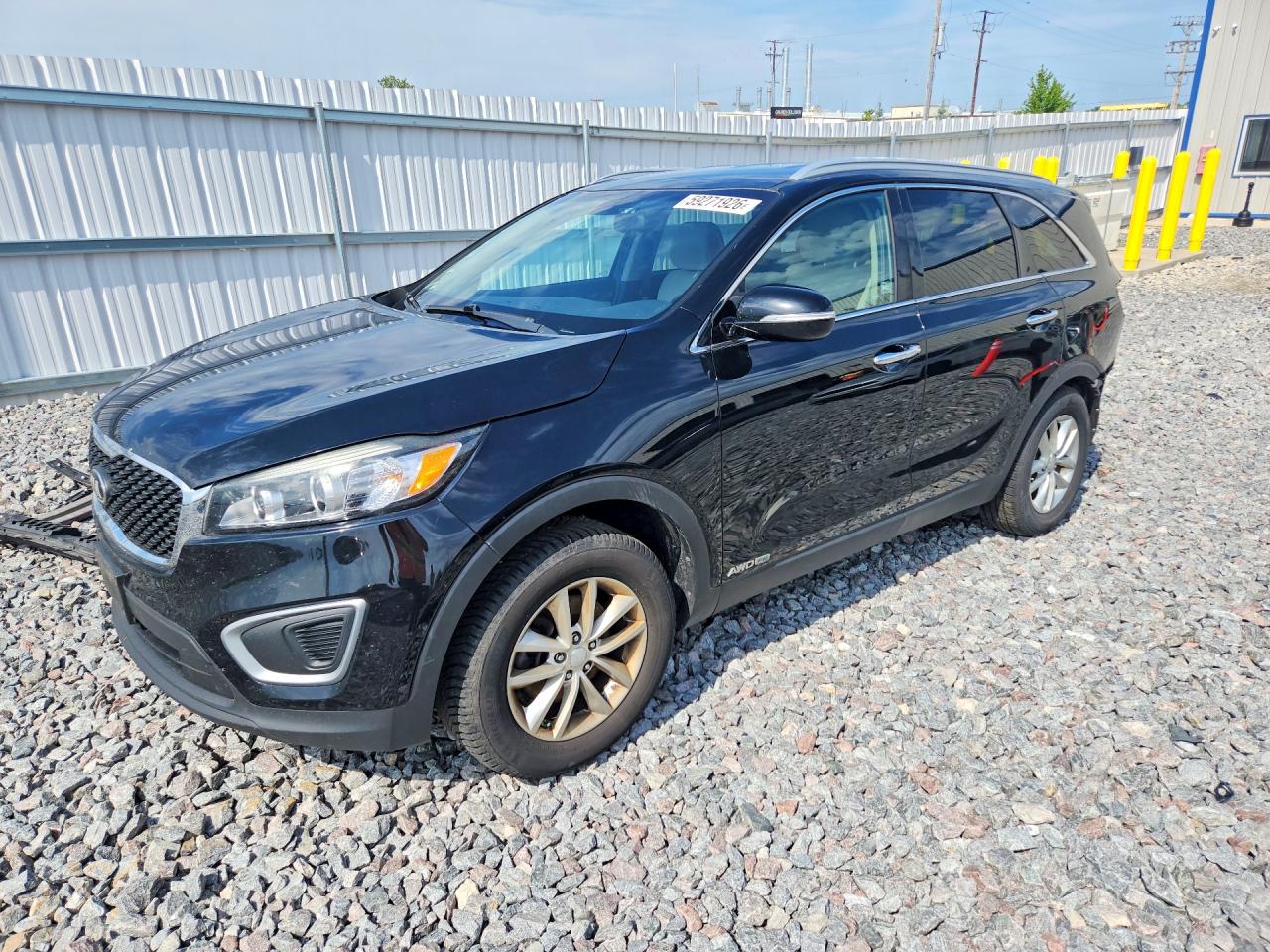 2016 KIA SORENTO L / LX