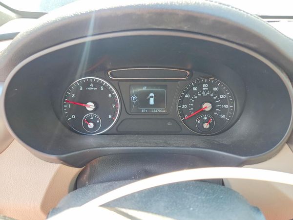 2016 KIA SORENTO L / LX
