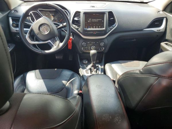2015 JEEP CHEROKEE TRAILHAWK 4X4