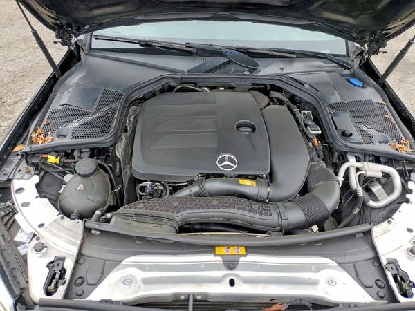 2021 MERCEDES-BENZ C C300