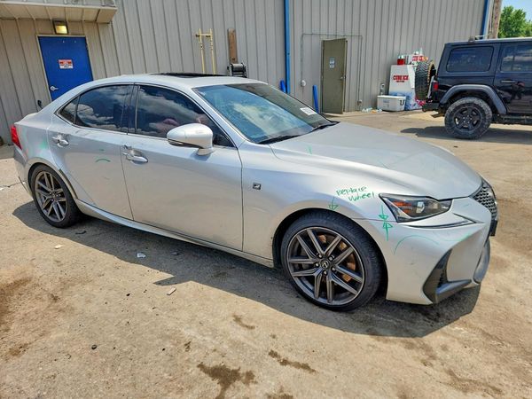 2017 LEXUS IS 200t