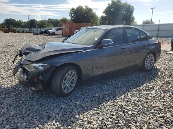 2018 BMW 320