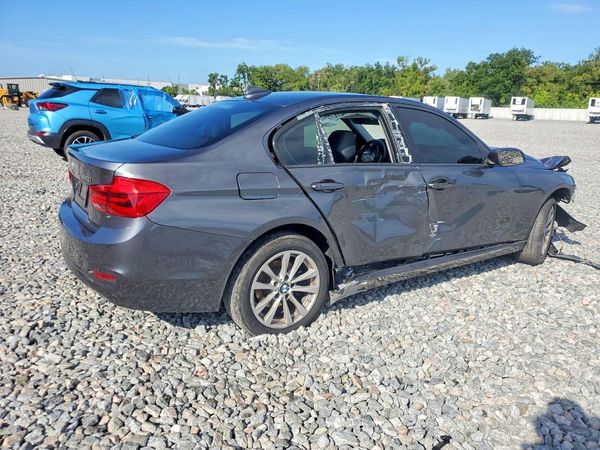 2018 BMW 320