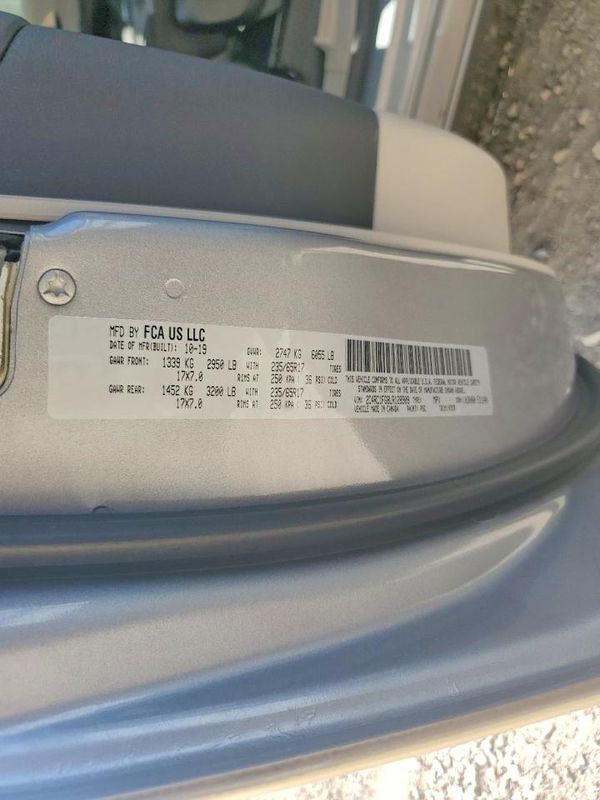 2020 CHRYSLER PACIFICA Touring