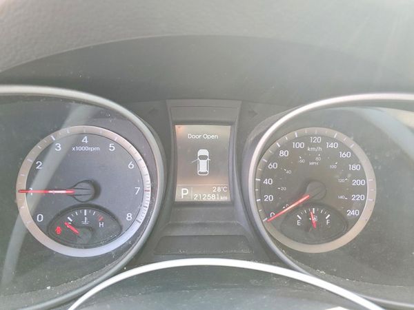 2014 HYUNDAI SANTA FE GLS