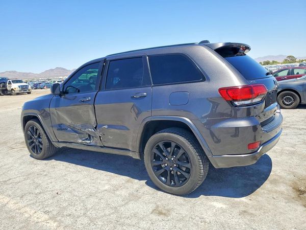 2020 JEEP GRAND CHEROKEE LAREDO 4X2