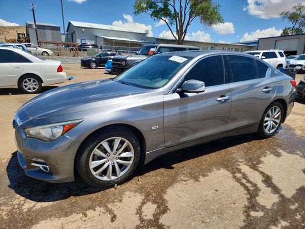 2016 INFINITI Q50