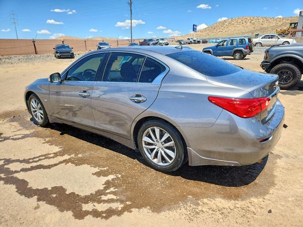 2016 INFINITI Q50