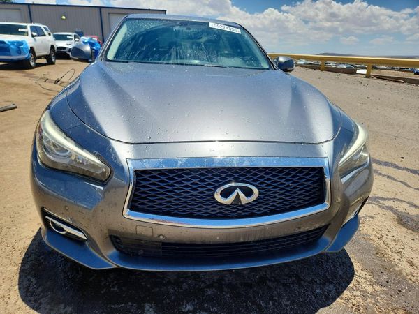 2016 INFINITI Q50