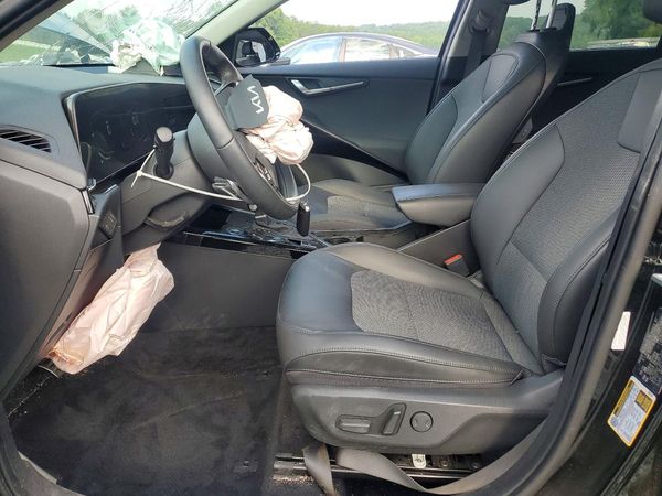2024 KIA NIRO EX