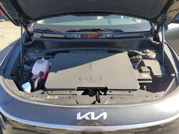 2024 KIA NIRO Wind