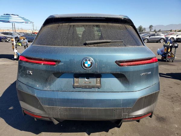 2025 BMW IX