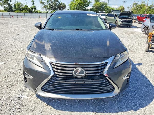 2018 LEXUS ES