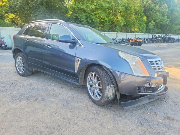 2013 CADILLAC SRX Performance