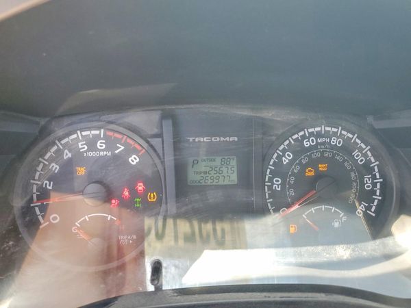 2016 TOYOTA TACOMA