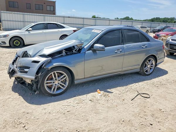 2013 MERCEDES-BENZ C C300