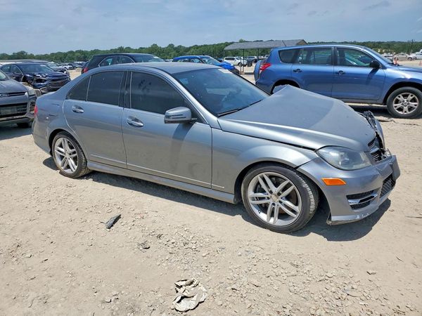 2013 MERCEDES-BENZ C C300