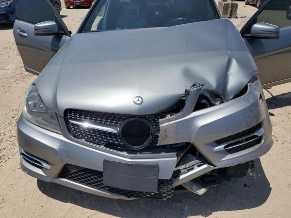 2013 MERCEDES-BENZ C C300