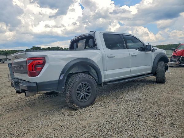 2025 FORD F150
